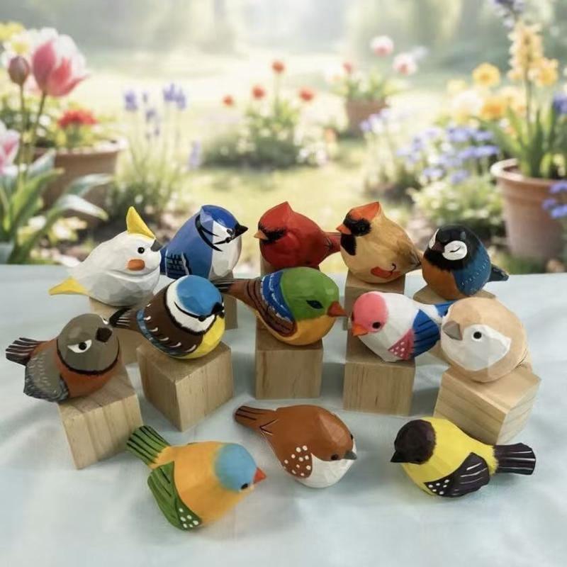 Kawaii Hand Carved Wooden Bird - огляд і ціна Vintage Collectibles Store