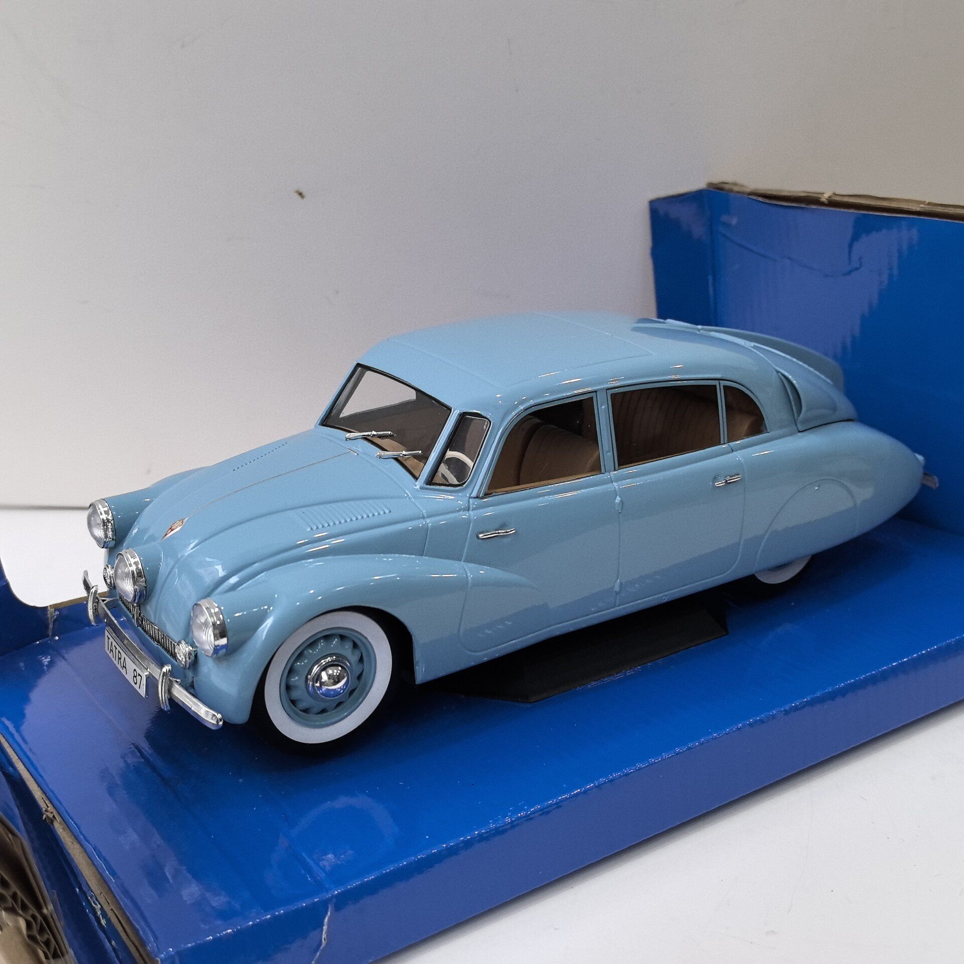 MCG Diecast 1/18 Scale TATRA 8 - огляд і ціна Vintage And Collectible