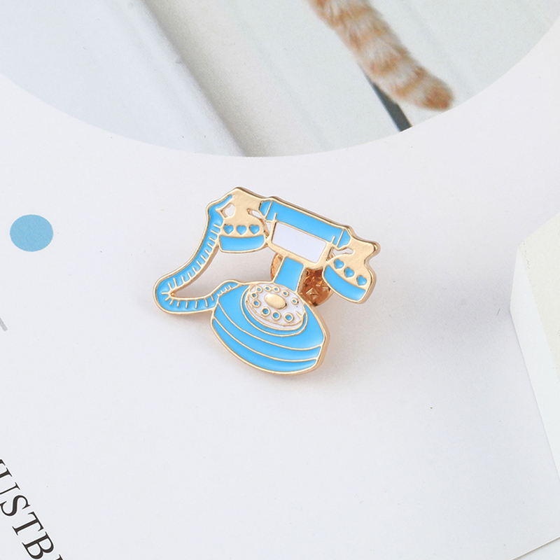 Vintage Game Enamel Pins Colle - огляд і ціна Vintage Game Collection